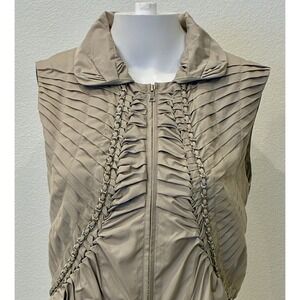 Elie Tahari Architectural Khaki Vest W/ Silver Chain Hardware & Ruffles Size XS